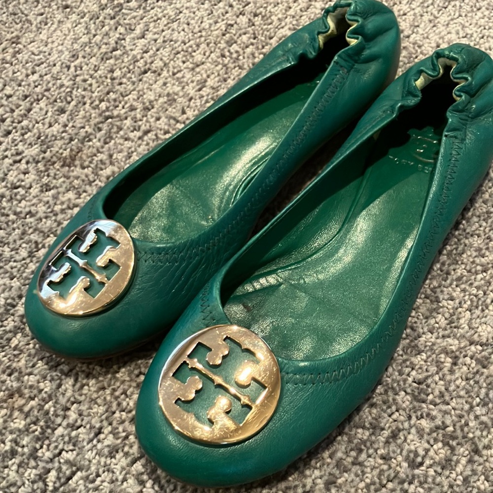 Tory Burch Flats Like New Condition.